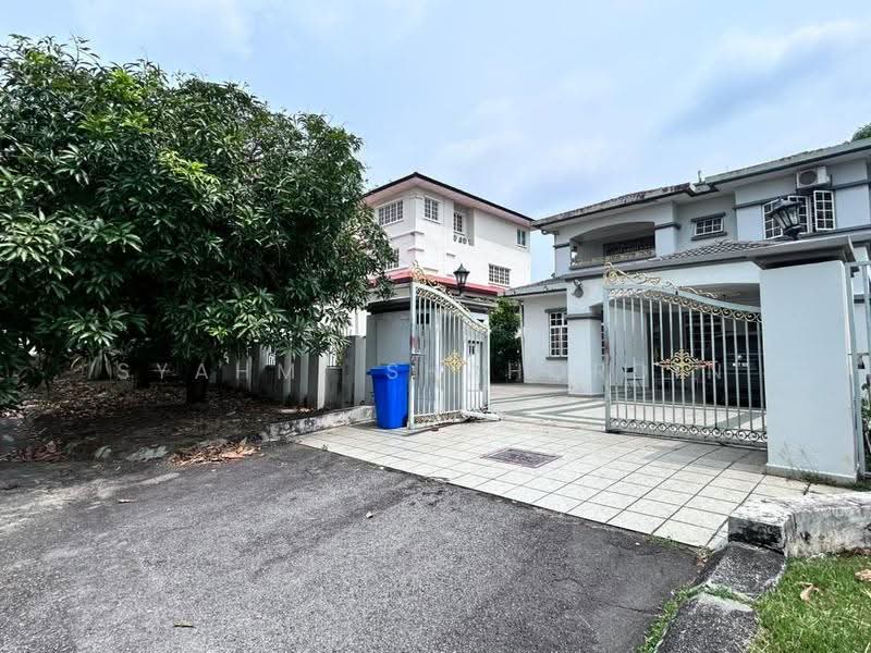Semi-Detached House for Sale in Seksyen 7 (Shah Alam) - Syahmi Shahordin - Exterior - PropertyGuru.com.my