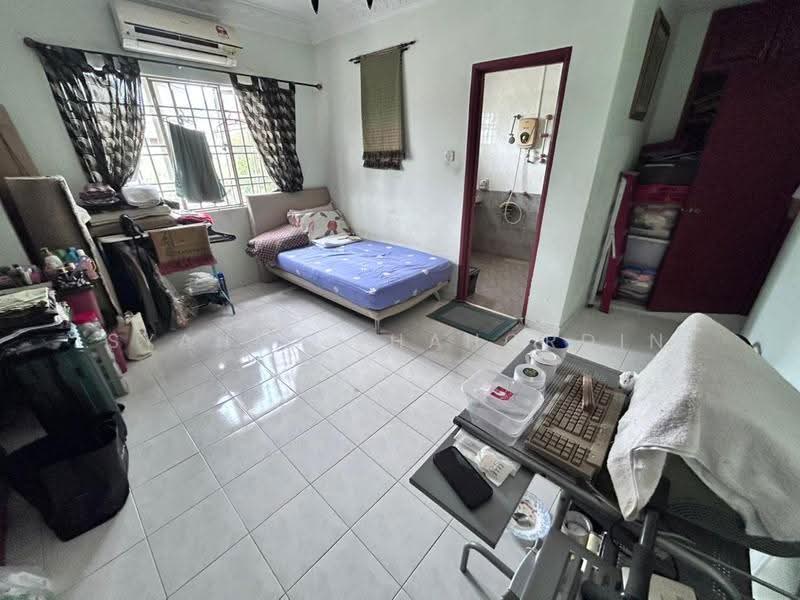 Semi-Detached House for Sale in Seksyen 7 (Shah Alam) - Syahmi Shahordin - Bedroom - PropertyGuru.com.my