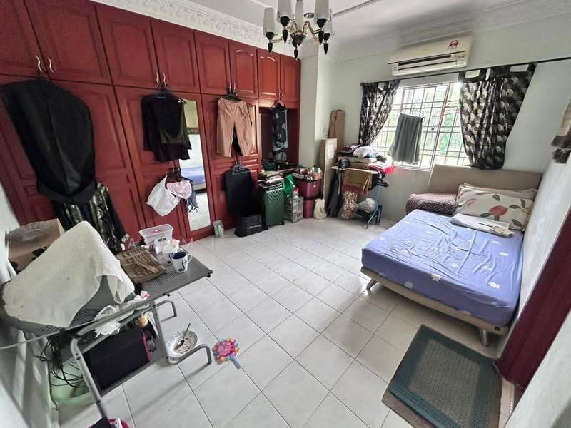 Semi-Detached House for Sale in Seksyen 7 (Shah Alam) - Syahmi Shahordin - Bedroom - PropertyGuru.com.my