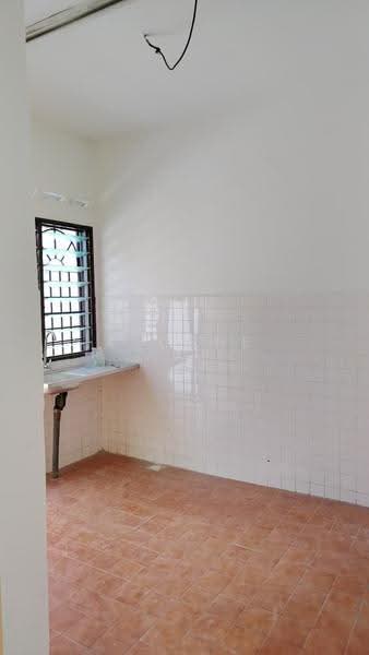 Rumah Teres 2-Tingkat untuk Dijual di Bukit Sentosa (Rawang) - Yvonne Yap - Kitchen - PropertyGuru.com.my