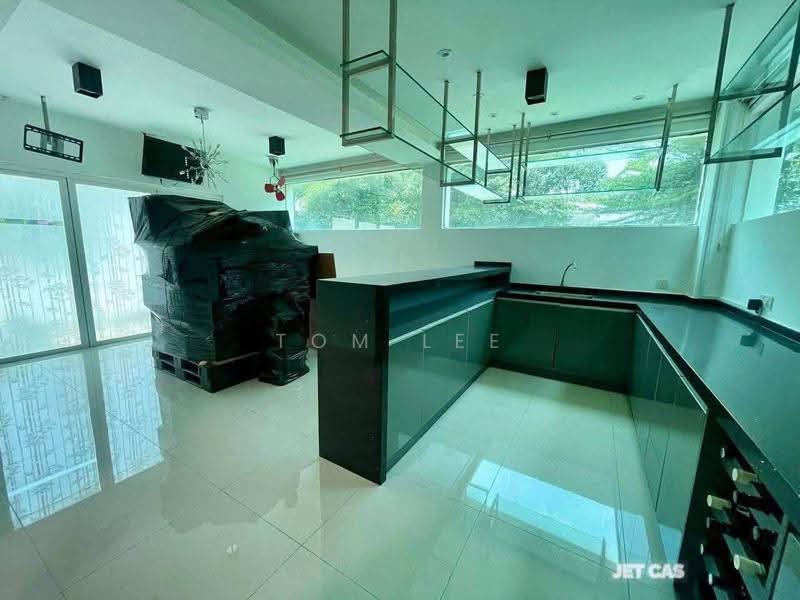 2-storey Terraced House for Sale in Taman Sentosa (Klang) - Tom Lee - Kitchen - PropertyGuru.com.my