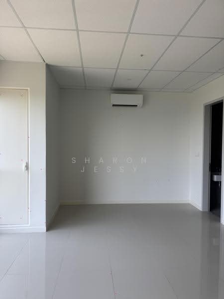 Office for Sale in Kota Damansara (Selangor) - Sharon Jessy - Interior - PropertyGuru.com.my