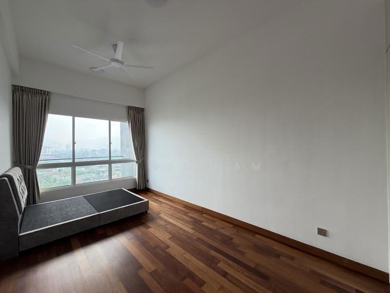 Kondominium untuk Dijual di Codrington Residence - Lewis Kam - Bedroom - PropertyGuru.com.my