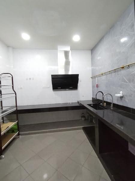Shop / Office for Rent in Cheras (Selangor) - Chin Chee Meng - Kitchen - PropertyGuru.com.my