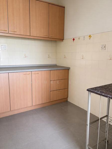 Apartment for Sale at Winner Court B - Rachel Loo - Kitchen - PropertyGuru.com.my