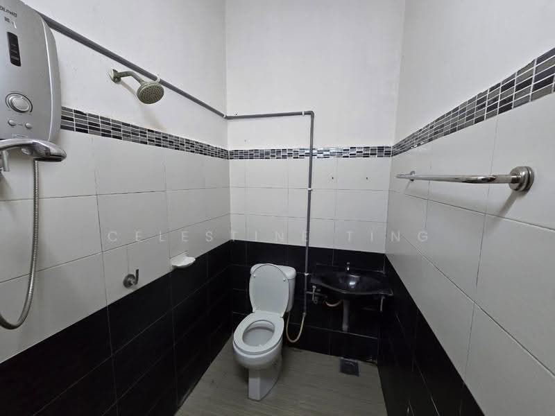 2-storey Terraced House for Sale in Taman Sri Jelok (Kajang) - Celestine Ting - Bathroom - PropertyGuru.com.my