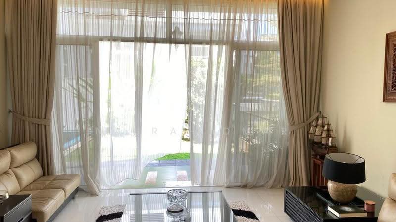Bungalow House untuk Dijual di Ampang Jaya (Ampang) - Nadrah Omar - Living Room - PropertyGuru.com.my