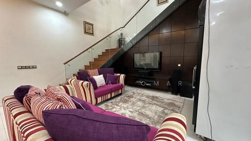 Bungalow House untuk Dijual di Ampang Jaya (Ampang) - Nadrah Omar - Living Room - PropertyGuru.com.my