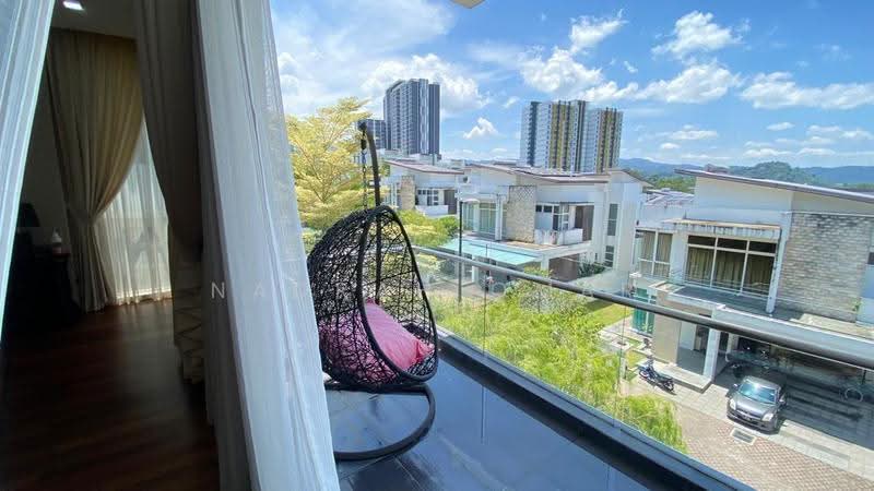 Bungalow House untuk Dijual di Ampang Jaya (Ampang) - Nadrah Omar - Balcony - PropertyGuru.com.my