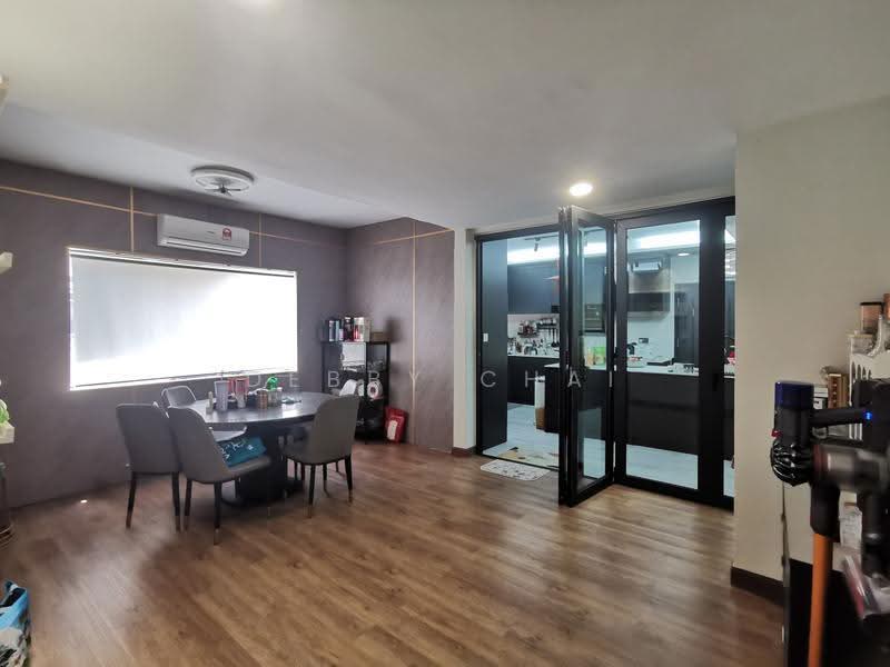 Rumah Teres 2-Tingkat untuk Dijual di Taman Putra Prima (Puchong) - Debby Chai - Dining Room - PropertyGuru.com.my