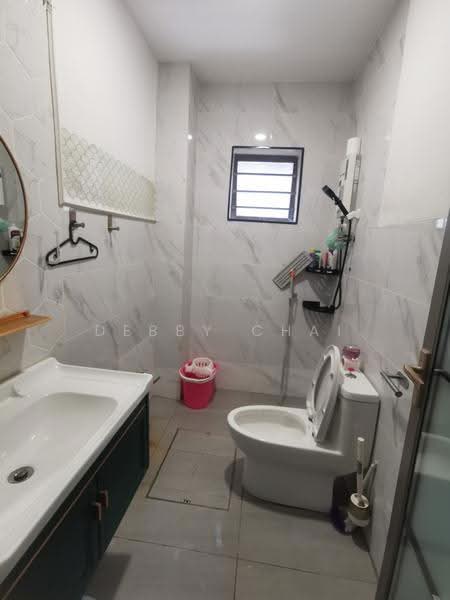 Rumah Teres 2-Tingkat untuk Dijual di Taman Putra Prima (Puchong) - Debby Chai - Bathroom - PropertyGuru.com.my