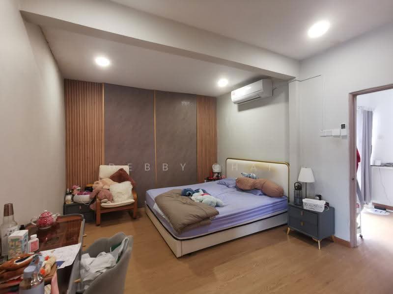 Rumah Teres 2-Tingkat untuk Dijual di Taman Putra Prima (Puchong) - Debby Chai - Bedroom - PropertyGuru.com.my