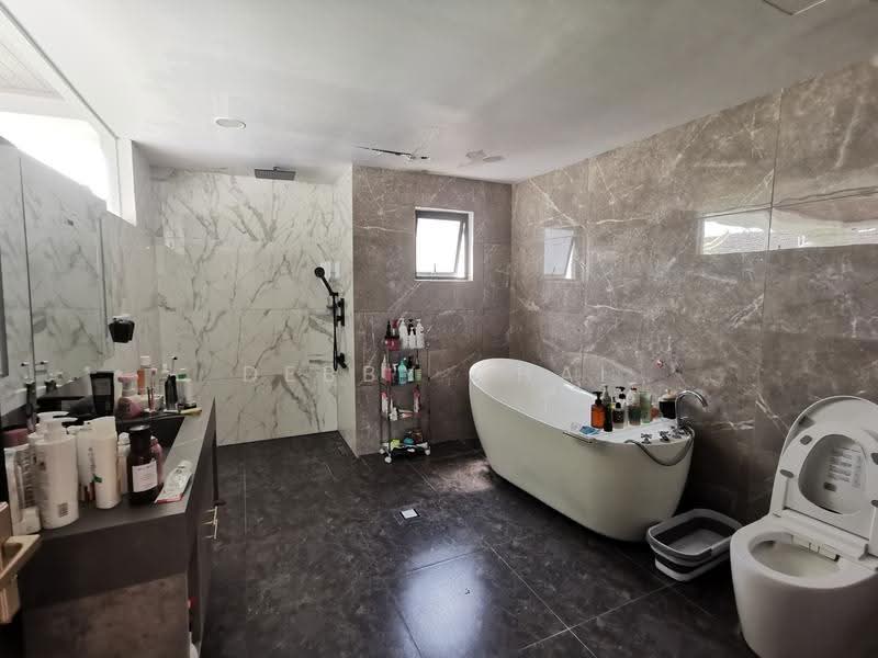 Rumah Teres 2-Tingkat untuk Dijual di Taman Putra Prima (Puchong) - Debby Chai - Bathroom - PropertyGuru.com.my