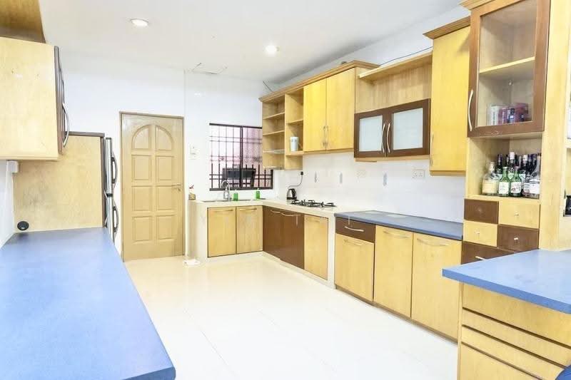 Bungalow House untuk Dijual di Taman Melodies (Johor Bahru) - Yik Tat - Kitchen - PropertyGuru.com.my