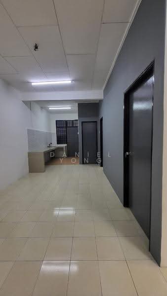 1-storey Terraced House for Sale in Kluang (Johor) - Daniel Yong - Kitchen - PropertyGuru.com.my
