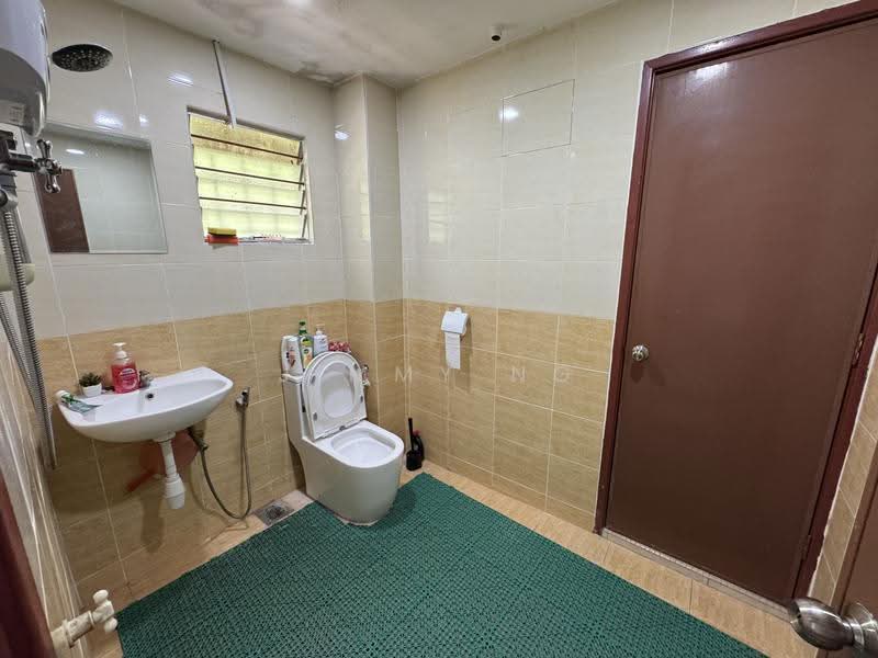 2-storey Terraced House for Sale in Bandar Damai Perdana (Cheras) - Jimmy Ng - Bathroom - PropertyGuru.com.my