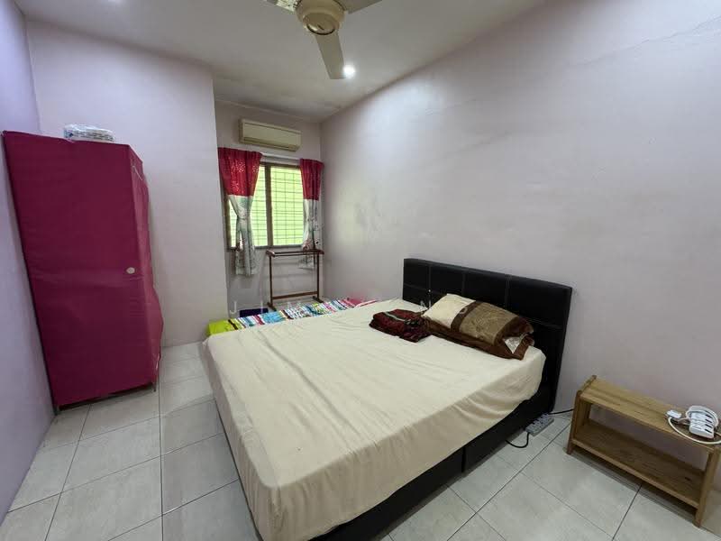 2-storey Terraced House for Sale in Bandar Damai Perdana (Cheras) - Jimmy Ng - Bedroom - PropertyGuru.com.my