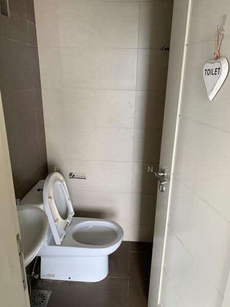 Kediaman Servis untuk Dijual di Glomac Damansara - peng peng - Bathroom - PropertyGuru.com.my