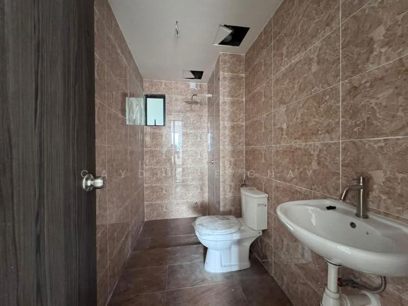 Condominium for Sale at Mulberi - Caydence Chay - Bathroom - PropertyGuru.com.my