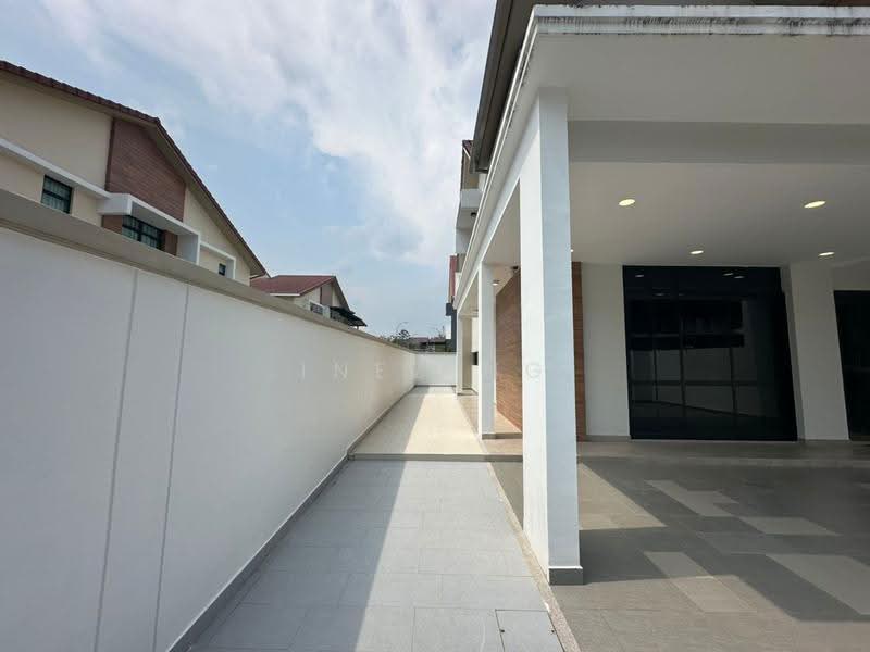Rumah Teres 2-Tingkat untuk Dijual di Johor Bahru (Johor) - Inez Ng - Exterior - PropertyGuru.com.my