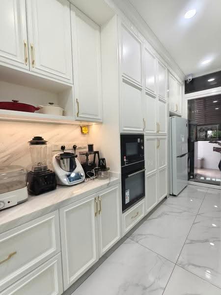 Bungalow House untuk Dijual di Masai (Johor) - Queenie Ng - Kitchen - PropertyGuru.com.my