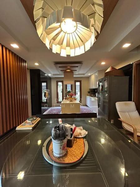 Bungalow House untuk Dijual di Ampang (Selangor) - Edmizi Othman - Dining Room - PropertyGuru.com.my