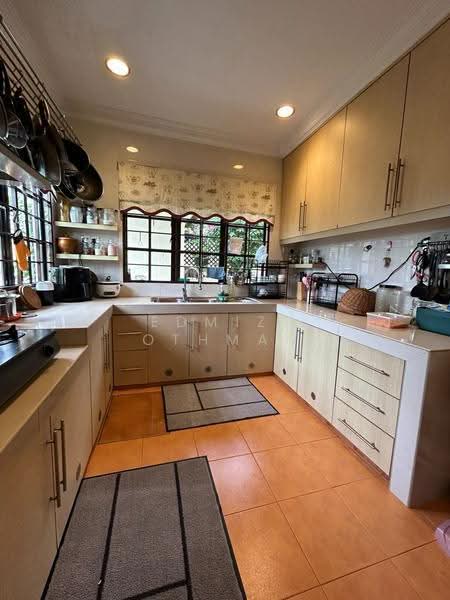Bungalow House untuk Dijual di Ampang (Selangor) - Edmizi Othman - Kitchen - PropertyGuru.com.my