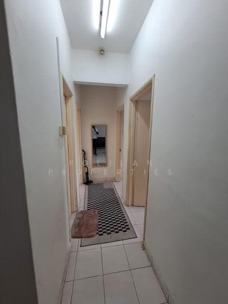 Kondominium untuk Dijual di Vista Millennium Condominium - Polilan Properties - Corridor - PropertyGuru.com.my