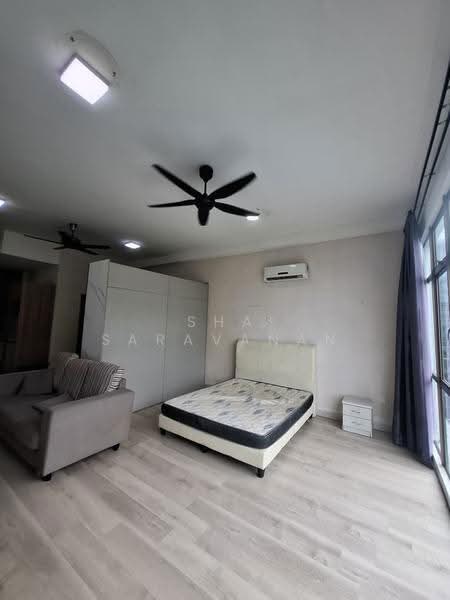 Apartment for Rent at Taman Mount Austin - Sha Saravanan - Living Room - PropertyGuru.com.my