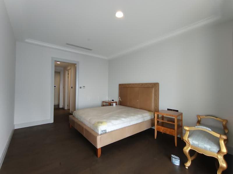 Kediaman Servis untuk Dijual di St Regis - Rina . - Bedroom - PropertyGuru.com.my