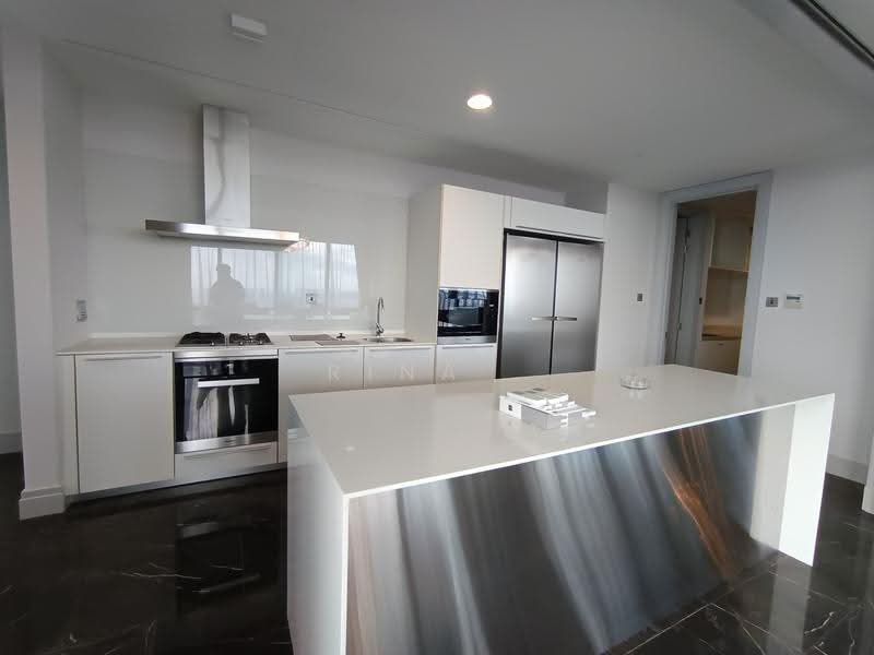 Kediaman Servis untuk Dijual di St Regis - Rina . - Kitchen - PropertyGuru.com.my