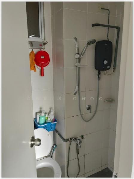 Kondominium untuk Dijual di Sky Awani Residensi 1 - Chris Choo - Bathroom - PropertyGuru.com.my