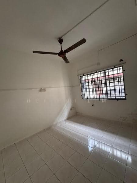 Rumah Teres 2-Tingkat untuk Disewa di Permas Jaya (Johor) - Hui Hui Lim - Interior - PropertyGuru.com.my