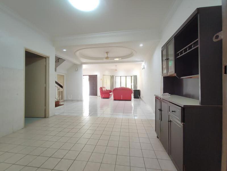 Rumah Teres 2-Tingkat untuk Disewa di Petaling Jaya (Selangor) - Mun Wai Yan - Living Room - PropertyGuru.com.my