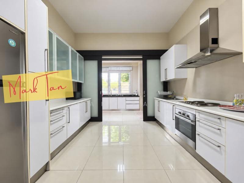 Semi-Detached House for Sale in Seri Tanjung Pinang (Tanjung Tokong) - Mark Tan - Kitchen - PropertyGuru.com.my