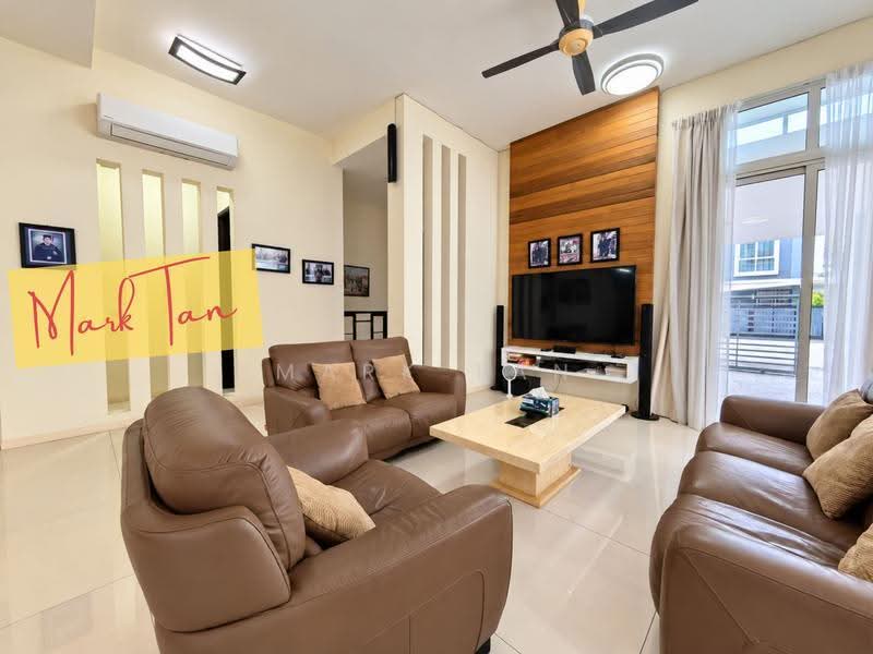 Semi-Detached House for Sale in Seri Tanjung Pinang (Tanjung Tokong) - Mark Tan - Living Room - PropertyGuru.com.my
