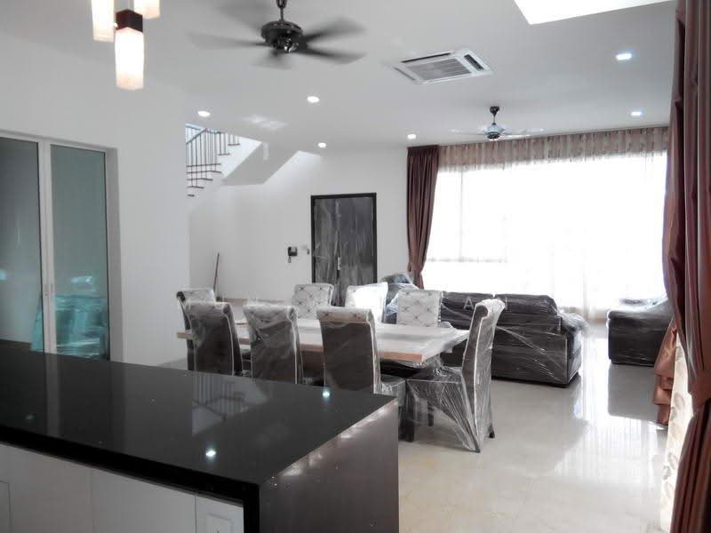 Bungalow House untuk Dijual di Cyberjaya (Selangor) - Mun Wai Yan - Living Room - PropertyGuru.com.my