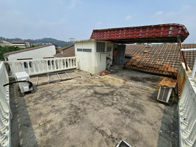 Rumah Teres 2-Tingkat untuk Dijual di Taman Jelok Indah (Kajang) - Celestine Ting - Roof - PropertyGuru.com.my