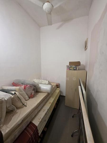 3-storey Terraced House for Sale in Taman Bukit Prima (Cheras) - Jimmy Ng - Bedroom - PropertyGuru.com.my