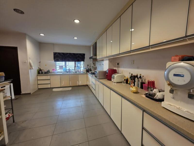 3-storey Terraced House for Sale in Taman Bukit Prima (Cheras) - Jimmy Ng - Kitchen - PropertyGuru.com.my