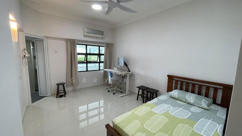 Kondominium untuk Dijual di Seaview Garden - Gary Khoo - Bedroom - PropertyGuru.com.my