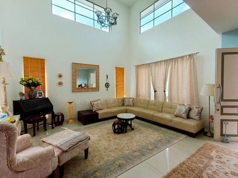 Bungalow House untuk Dijual di Kota Kemuning (Shah Alam) - Umar Din - Living Room - PropertyGuru.com.my