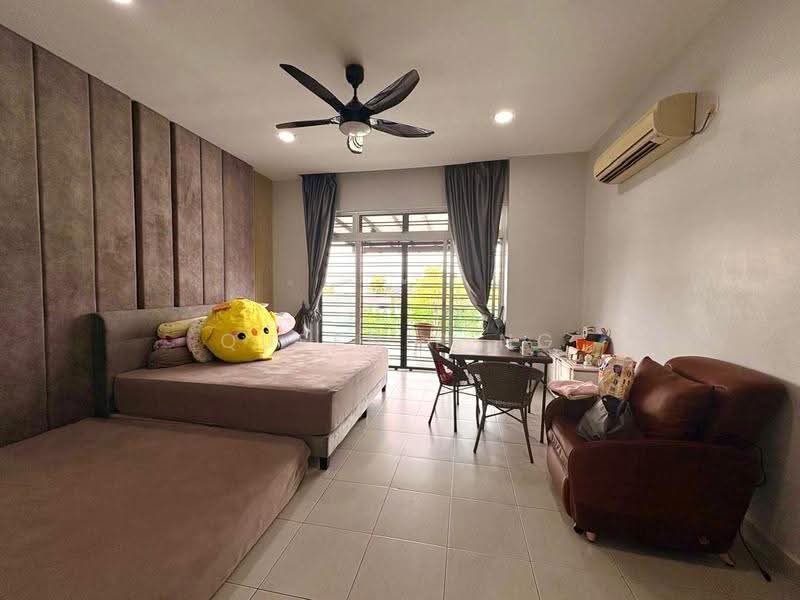 2-storey Terraced House for Sale in Horizon Hills (Iskandar Puteri (Nusajaya)) - Queenie Ng - Living Room - PropertyGuru.com.my