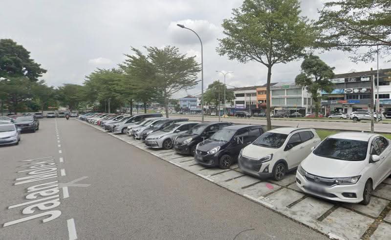Kedai untuk Disewa di Taman Molek (Johor Bahru) - Sky Tan - Exterior - PropertyGuru.com.my