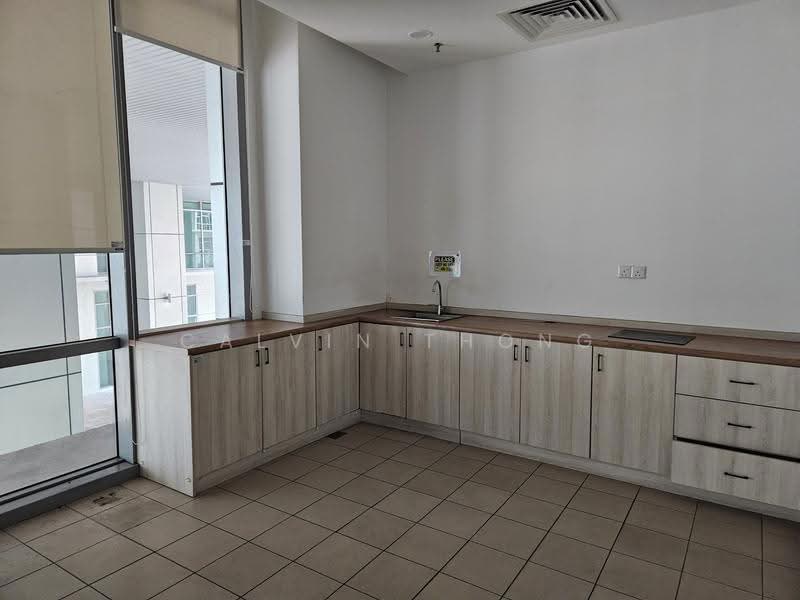 Office for Rent in Ara Damansara (Selangor) - Calvin Thong - Kitchen - PropertyGuru.com.my