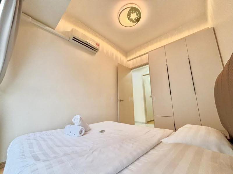 Kondominium untuk Disewa di Bay Point @ Country Garden Danga Bay - Emily Hau - Bedroom - PropertyGuru.com.my