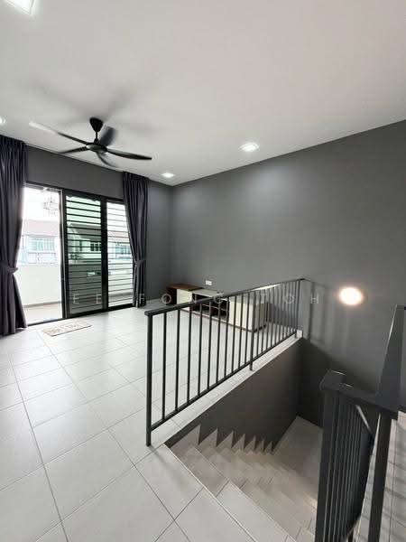 2.5-storey Terraced House for Sale in Taman Pulai Mutiara (Iskandar Puteri (Nusajaya)) - Ee Fong Toh - Living Room - PropertyGuru.com.my