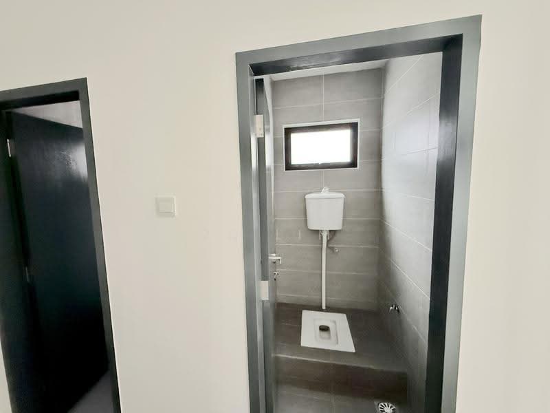 Shop / Office for Rent in Horizon Hills (Iskandar Puteri (Nusajaya)) - ZQ Lim - Bathroom - PropertyGuru.com.my
