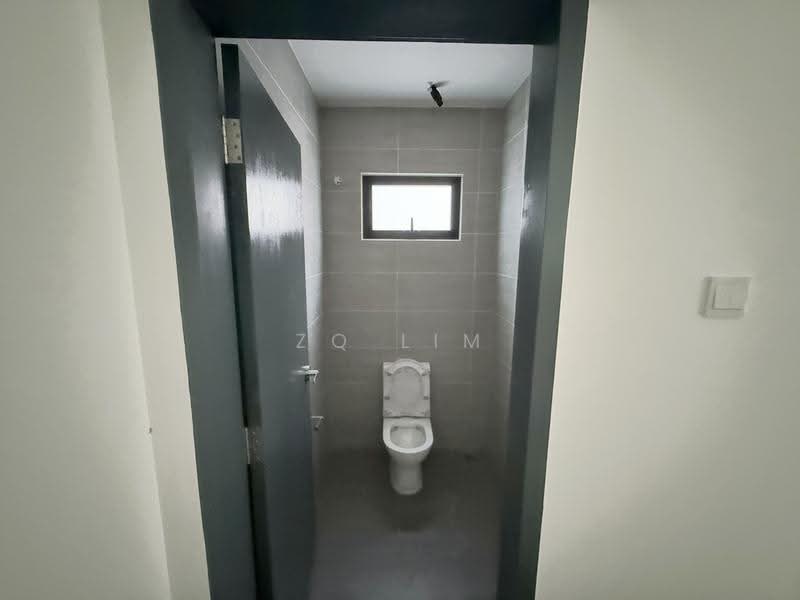 Shop / Office for Rent in Horizon Hills (Iskandar Puteri (Nusajaya)) - ZQ Lim - Bathroom - PropertyGuru.com.my