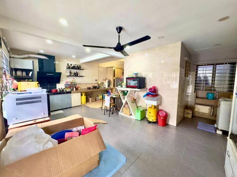 Rumah Teres 2-Tingkat untuk Dijual di Putra Heights (Subang Jaya) - Ewat Khairul - Kitchen - PropertyGuru.com.my